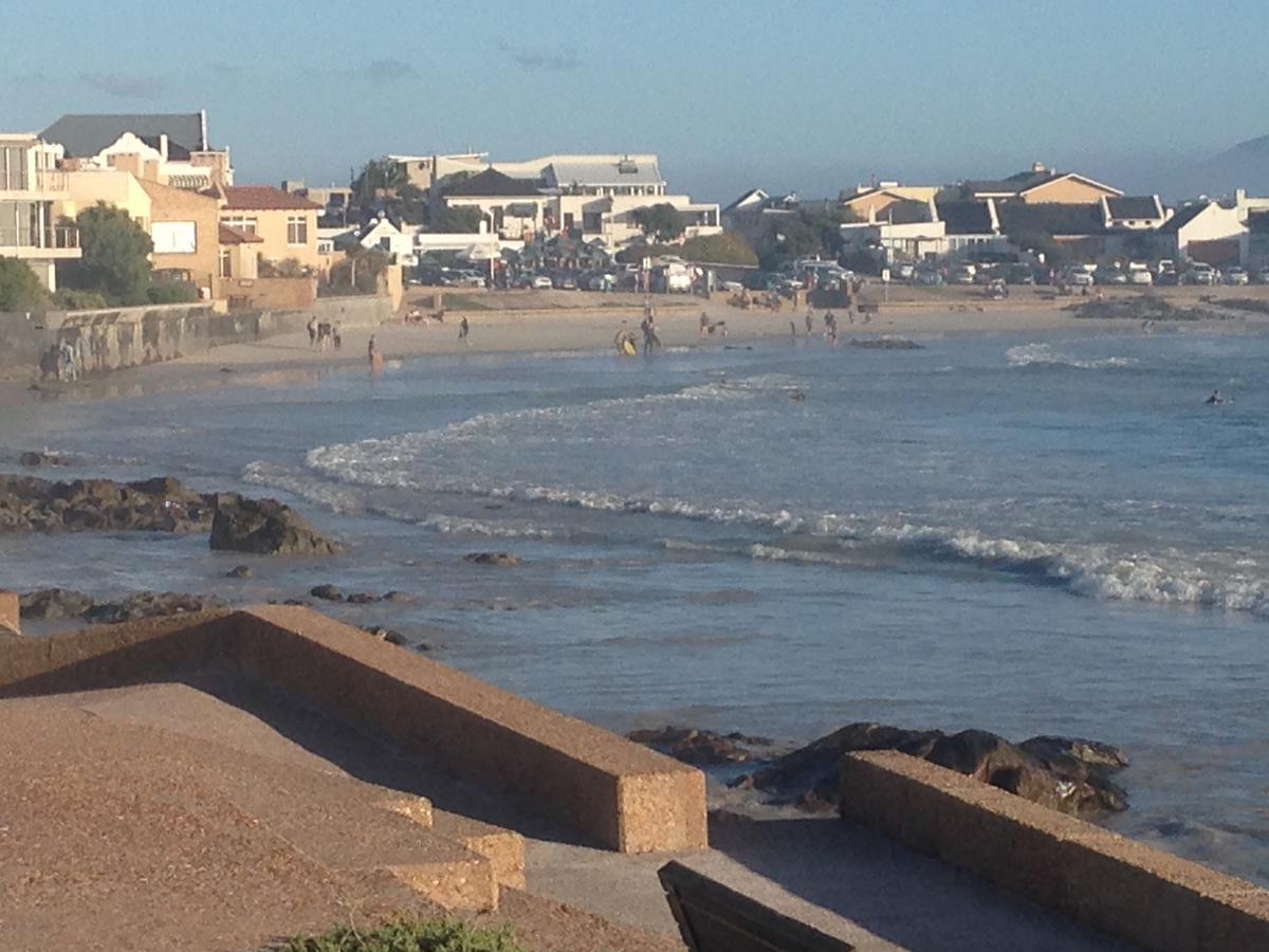 White Waves Beach House Bloubergstrand Luaran gambar